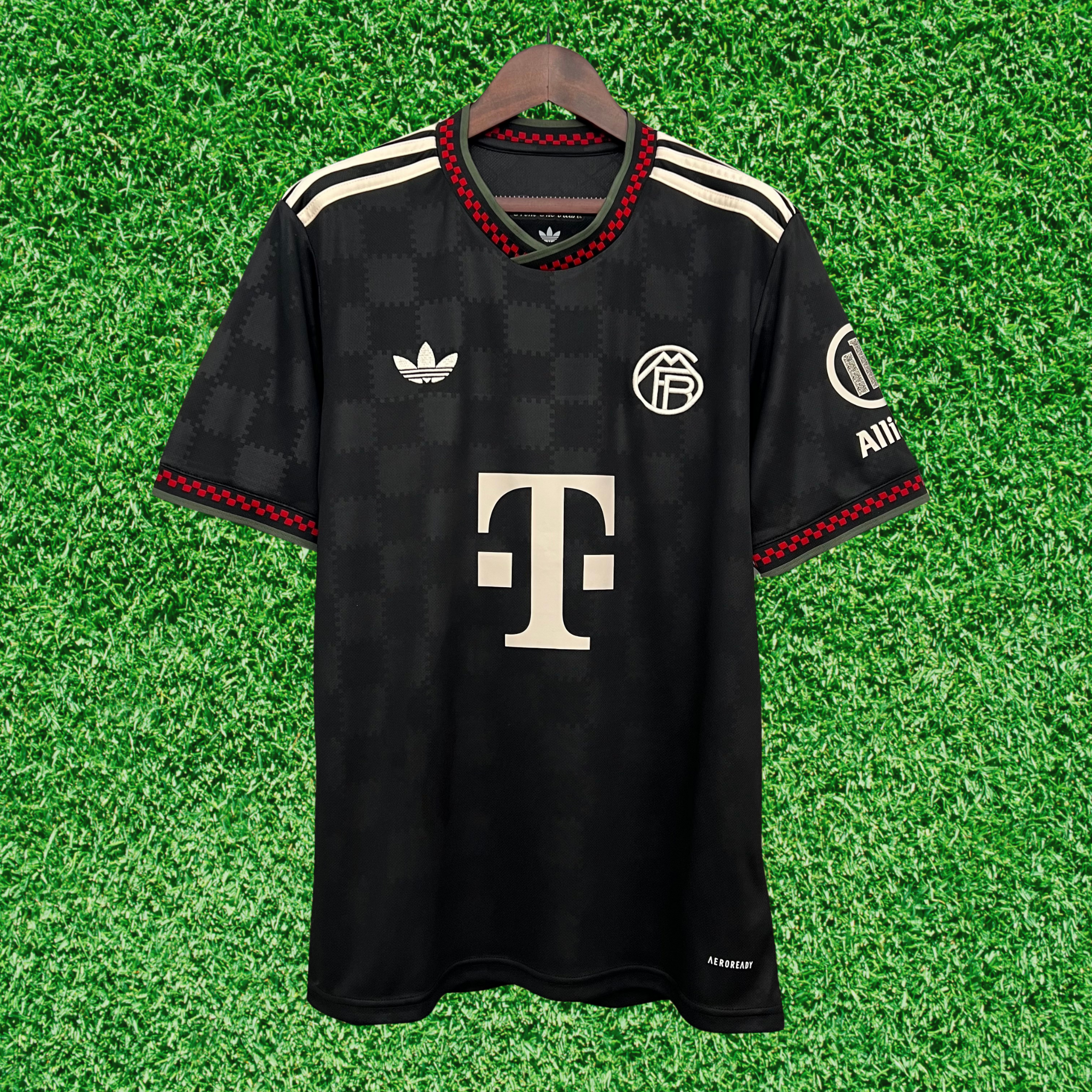Jersey Bayern Munich III 25/26 Fan