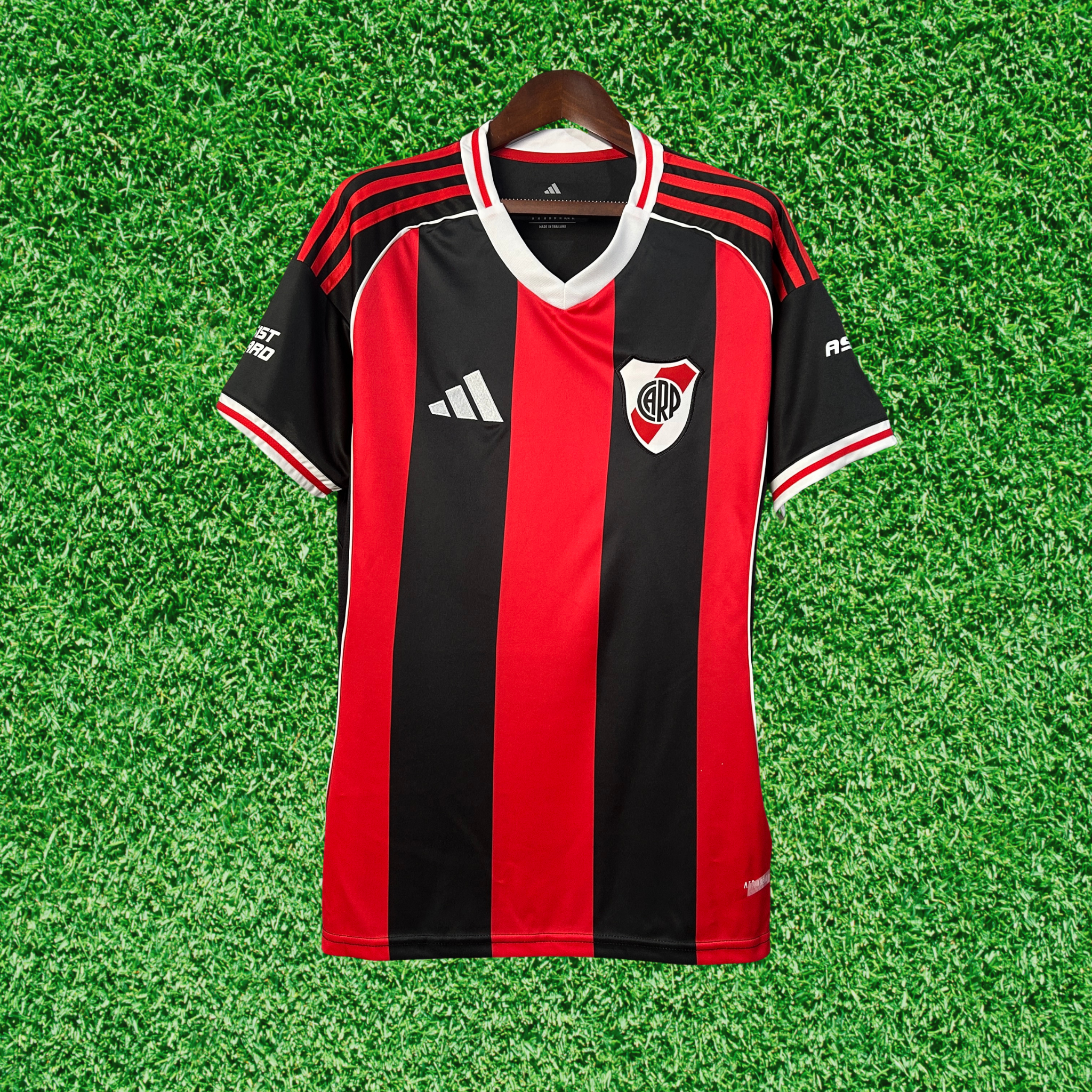 Jersey River Plate II 25/26 Fan