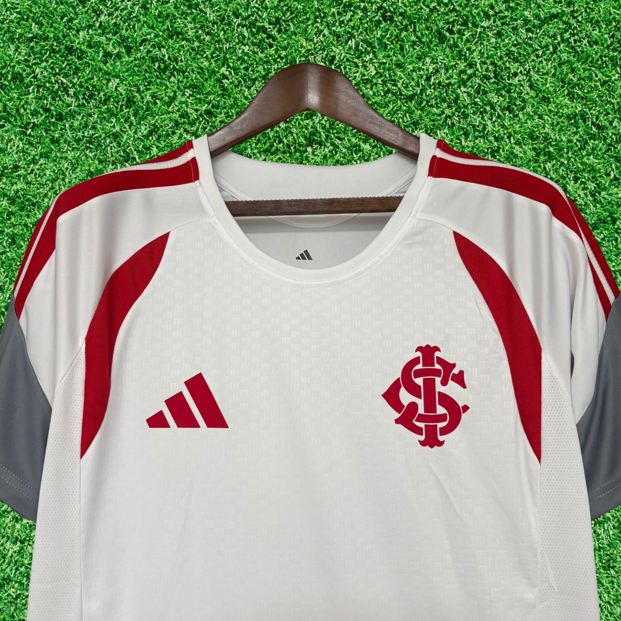 Jersey Internacional Training II 26/27 Fan