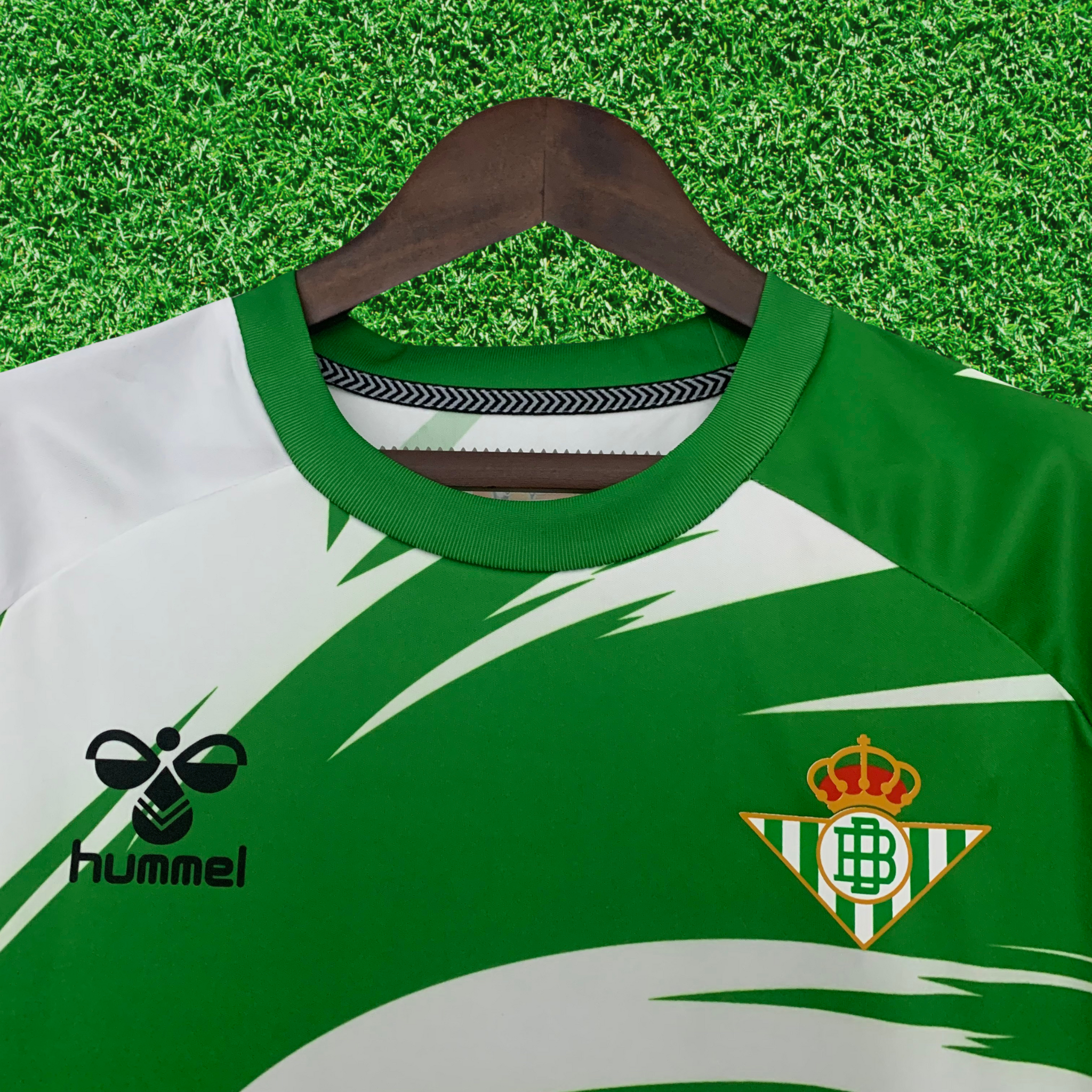 Jersey Real Betis Special Edition Naruto 25/26 Fan