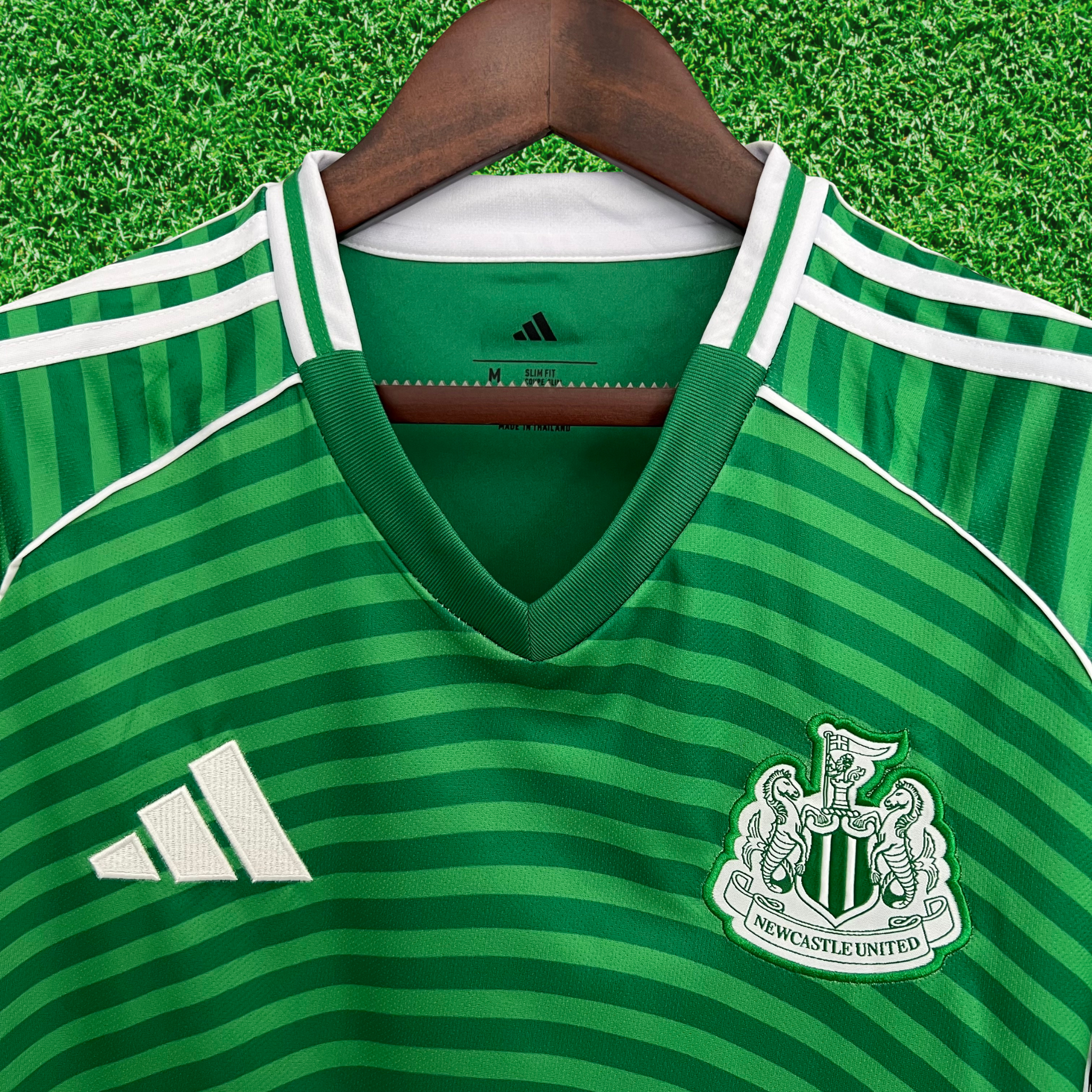 Jersey Newcastle United II 25/26 Fan