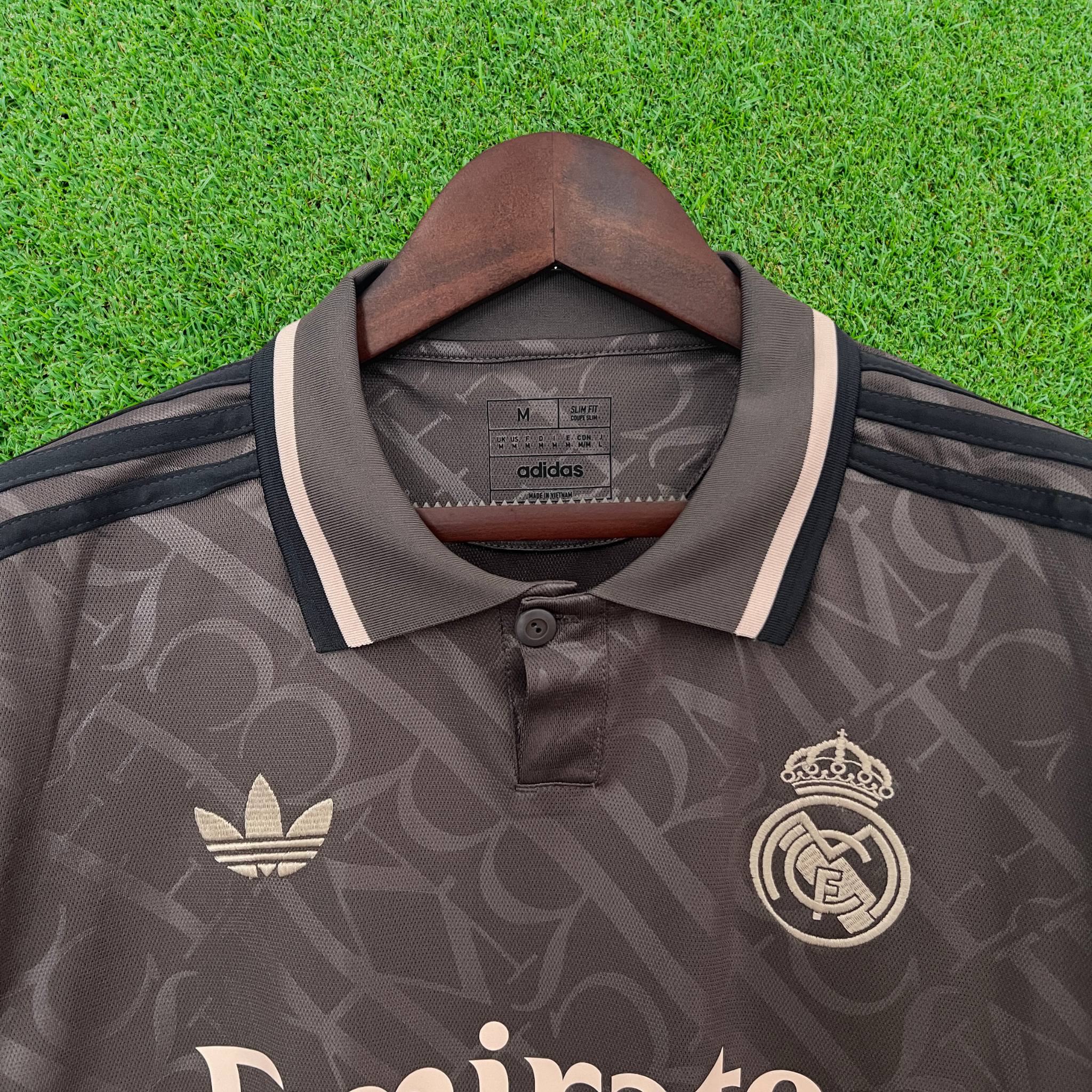 Jersey Real Madrid III 24/25 Fan