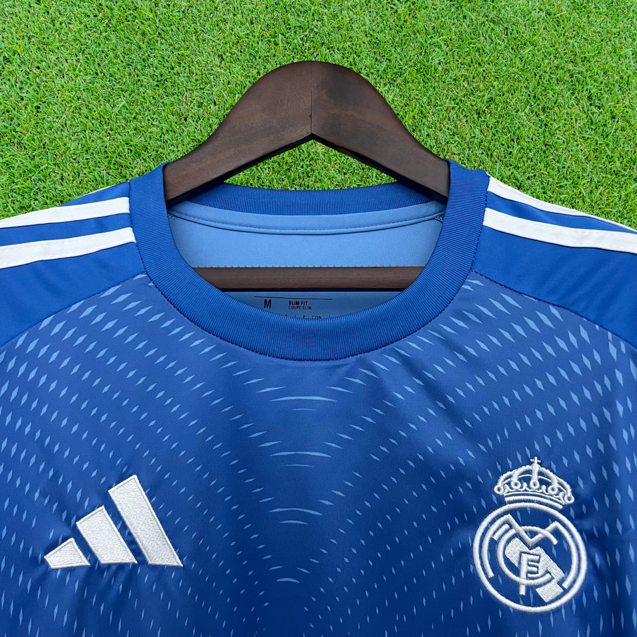 Jersey Real Madrid Special Edition Blue 25/26 Fan