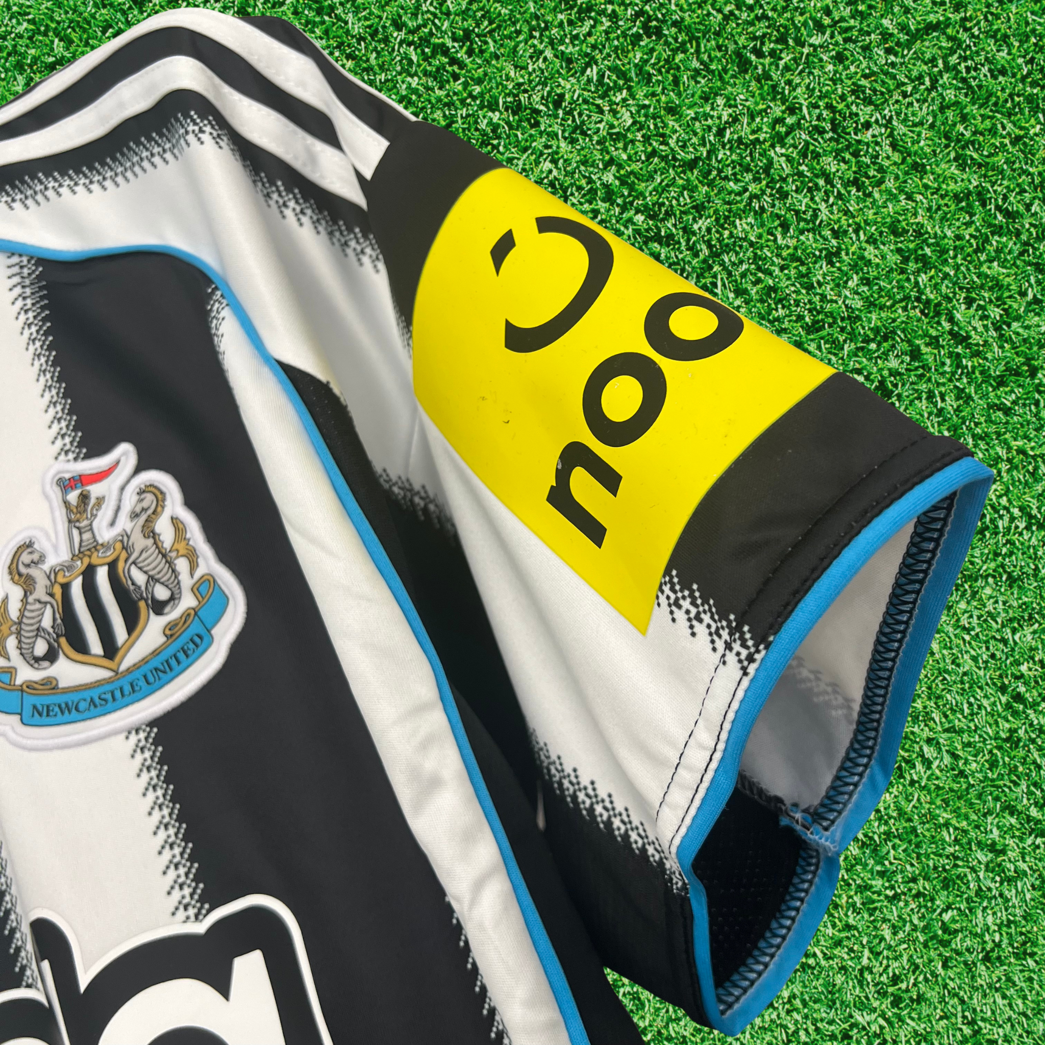Jersey Newcastle United I 25/26 Fan