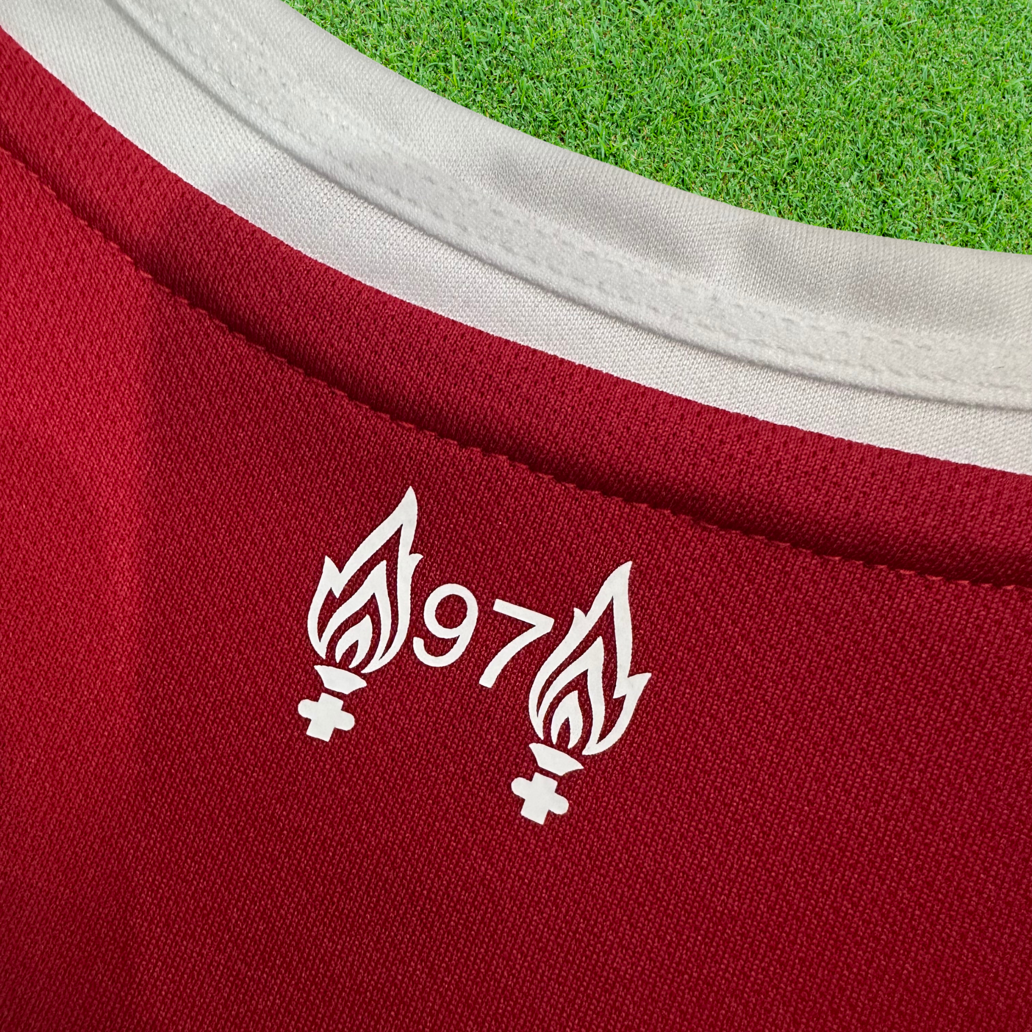 Jersey Liverpool FC I 25/26 Fan