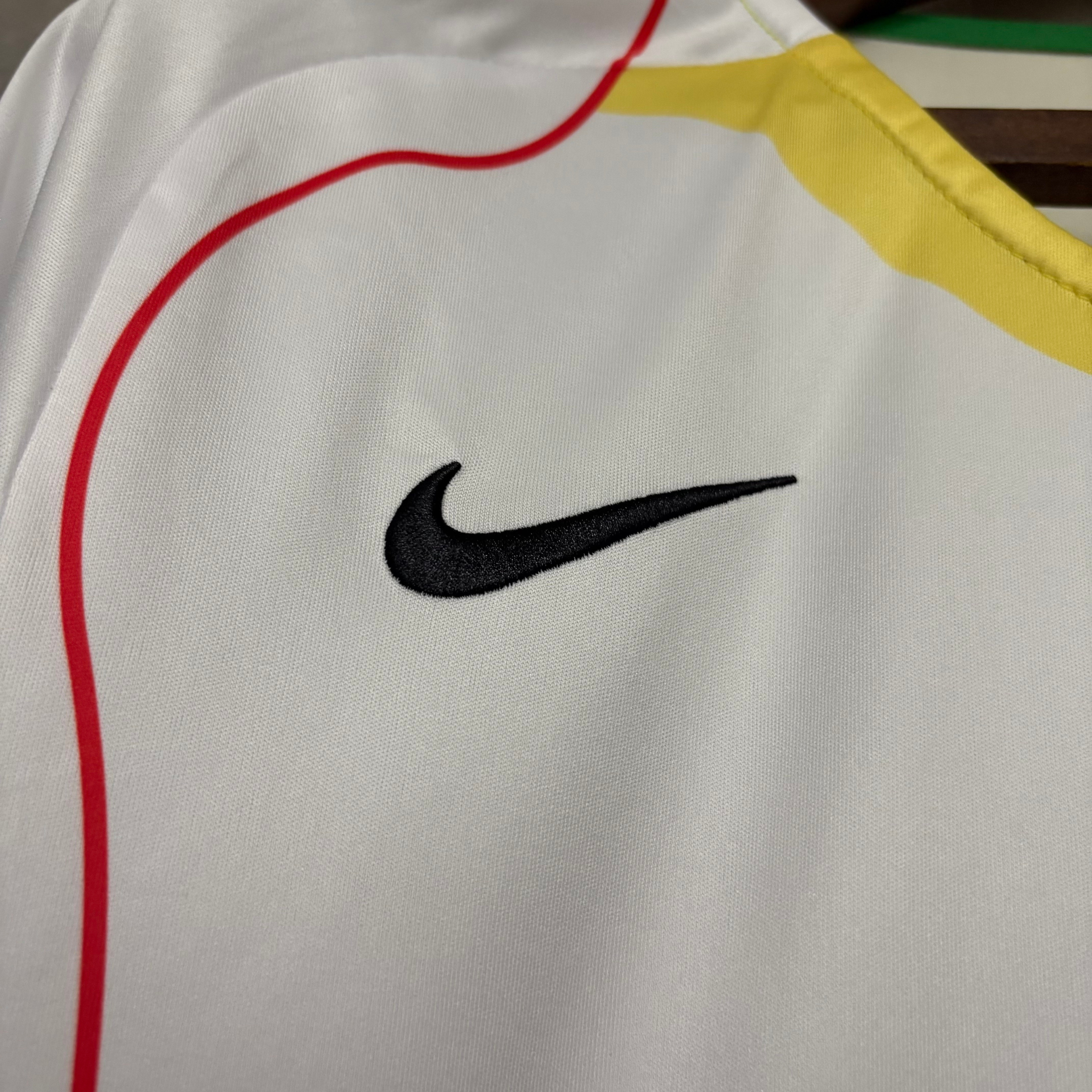 Jersey Total 90 Branca e Green 2025 Fan