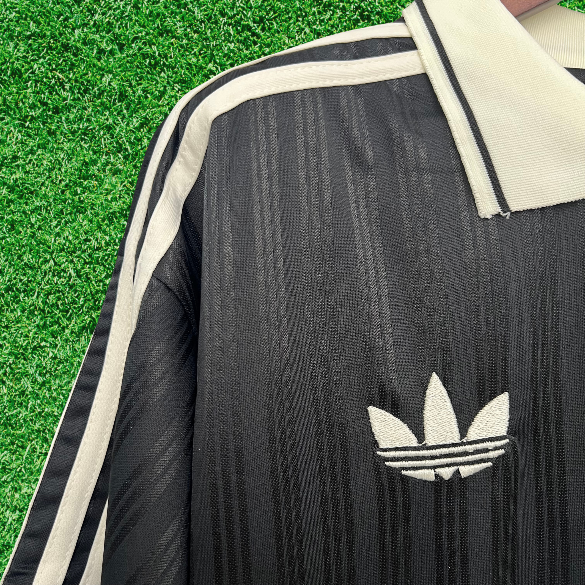 Jersey Oasis Preta 25/26 Fan