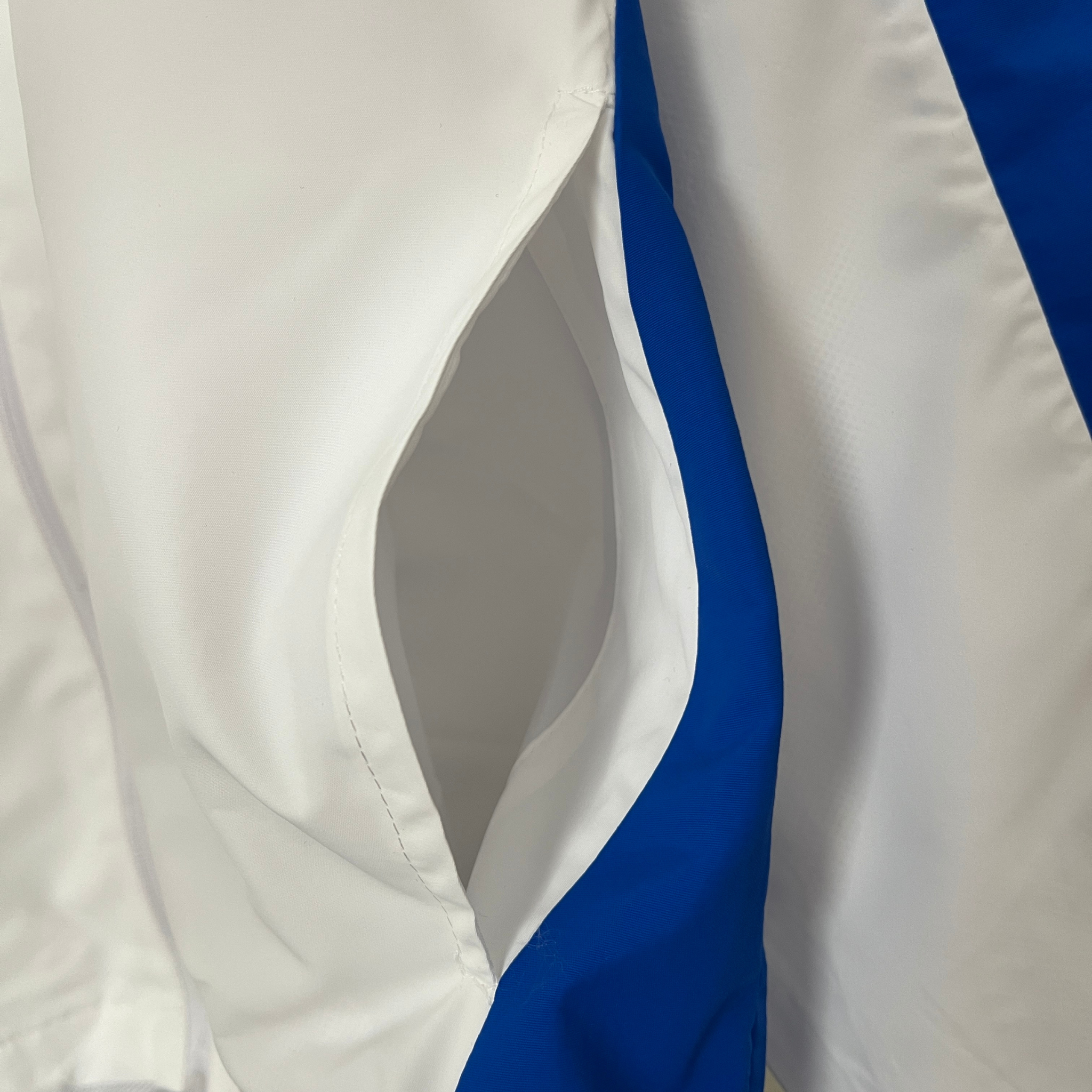 Windbreaker Brazil White