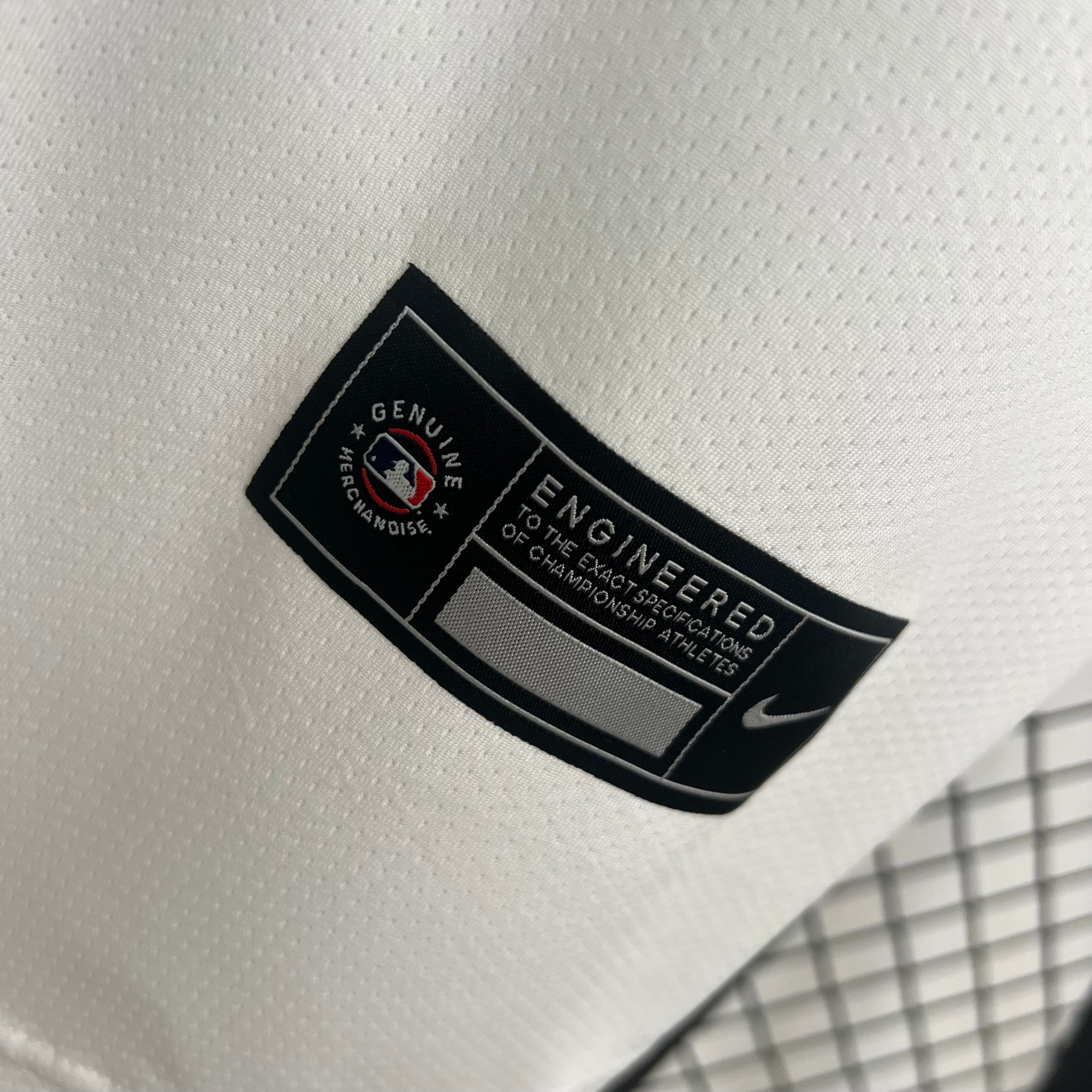 Jersey Paris Saint-Germain F.C (PSG) MLB Collab 25/26 Retro